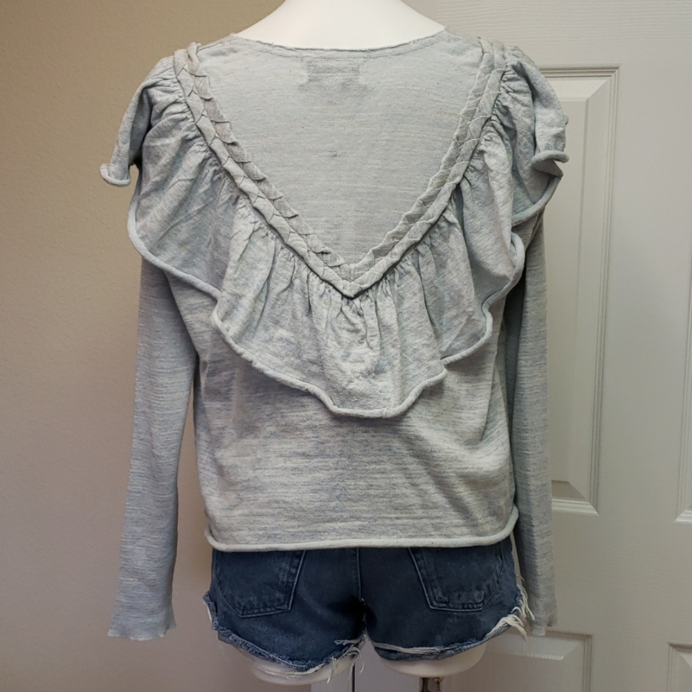 WILDFOX High-low Cropped Lais Ruffle Sweater Women's Size Medium NWT Blue - Picture 5 of 10